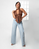Jean straight azul hielo con correa vertical - vista frontal